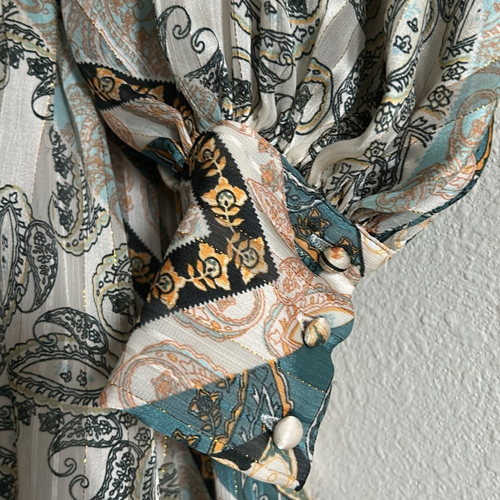 LILLY'S KLOSET | Paisley Long Sleeve Dress - Picture 4 of 10